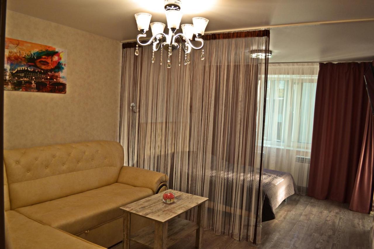 Apartlux 3 Chernihiv Ngoại thất bức ảnh