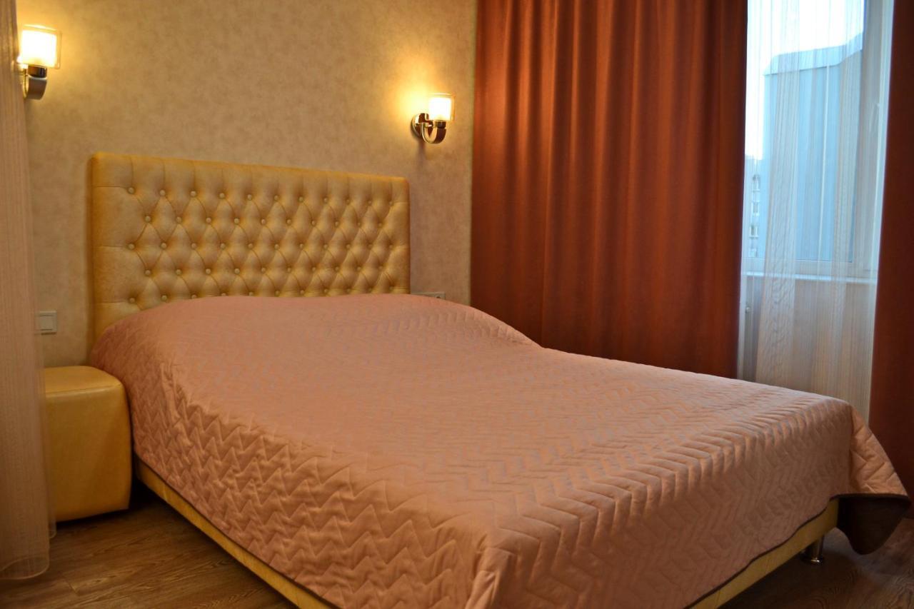 Apartlux 3 Chernihiv Ngoại thất bức ảnh